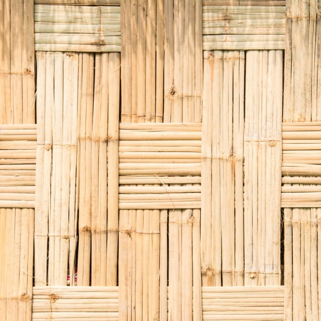 Gedek bambu anyaman tradisional berkualitas tinggi untuk dinding rumah dan pagar taman.